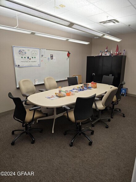 More Photos Of 3221 32nd Ave S, Grand Forks Unknown For Lease