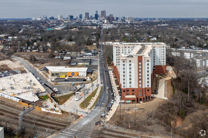 More Photos Of 1184 Hank Aaron Dr, Atlanta Apartments For Lease