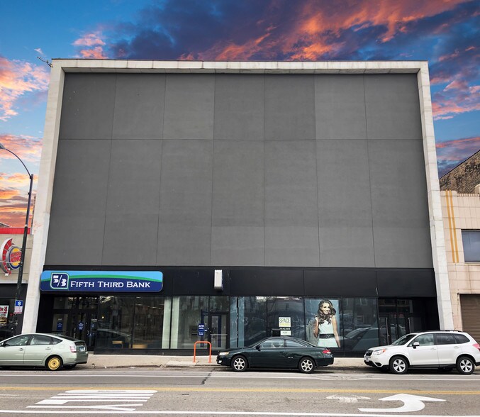 More Photos Of 1209 N Milwaukee Ave, Chicago General Retail For Lease