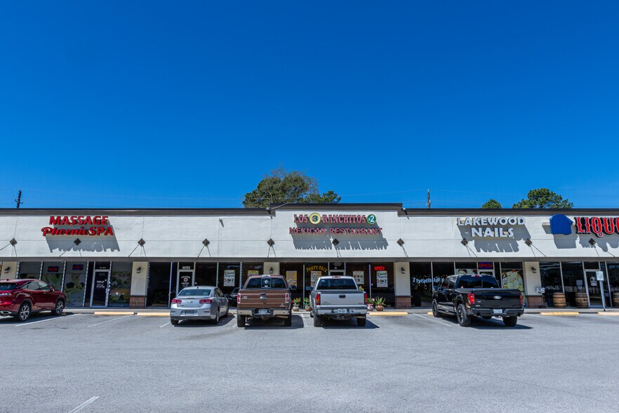 More Photos Of 16143 N Eldridge Pky, Tomball General Retail For Sale