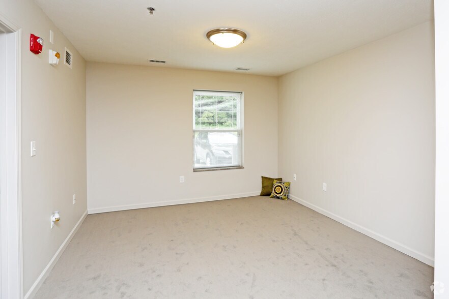 More Photos Of 25 S Linden Ave, Council Bluffs Apartments For Sale