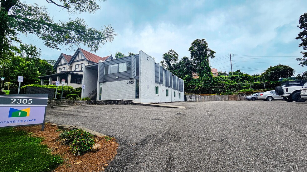 More Photos Of 2305 Arlington Ave S, Birmingham Medical For Lease