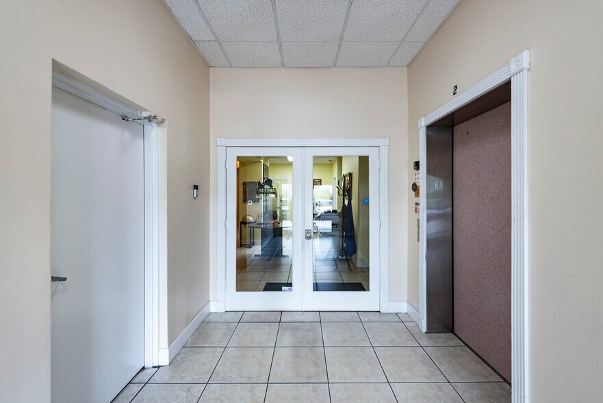 More Photos Of 10200 NW 25th St, Doral Light Distribution For Sale