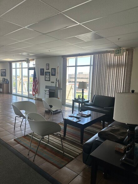 More Photos Of 23211-23215 Hawthorne Blvd, Torrance Unknown For Lease