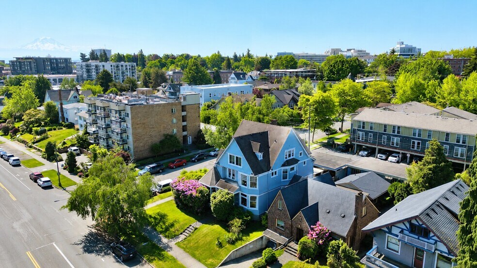 More Photos Of 404 N Tacoma Ave, Tacoma Apartments For Sale