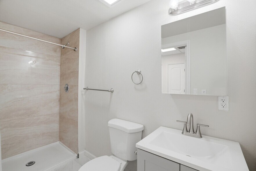 More Photos Of 1131 Luchessi Dr, San Jose Office Residential For Sale