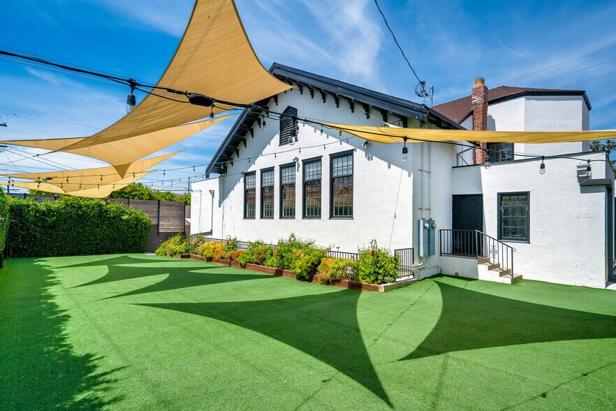 More Photos Of 4908 York Blvd, Los Angeles Lodge Meeting Hall For Lease