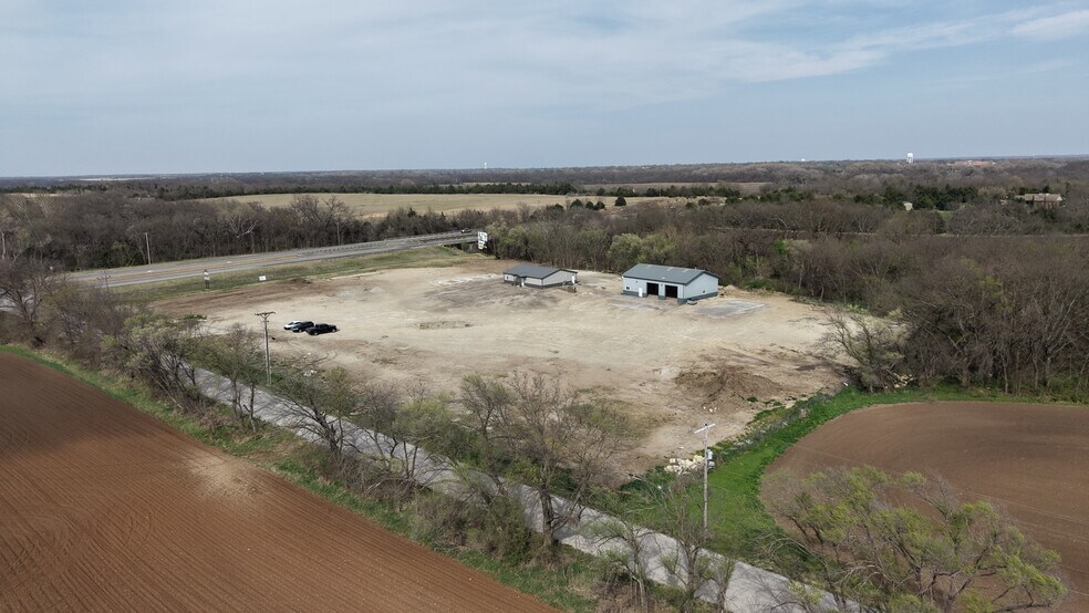 More Photos Of 10090 SW River Valley Rd, Augusta Warehouse For Lease