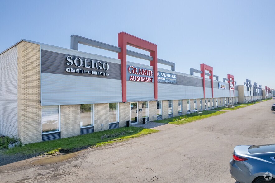 Primary Photo Of 650-840 Boul Du Curé-Boivin, Boisbriand Distribution For Lease