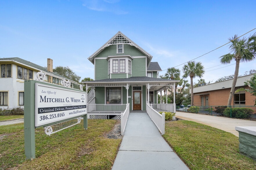 More Photos Of 339 S Ridgewood Ave, Daytona Beach Office Residential For Sale