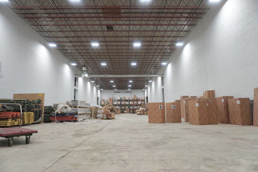 More Photos Of 388 US Highway 22 W, Readington Warehouse For Lease