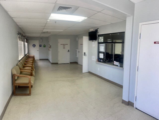 More Photos Of 135 Carmen Ln, Santa Maria Rehabilitation Center For Lease