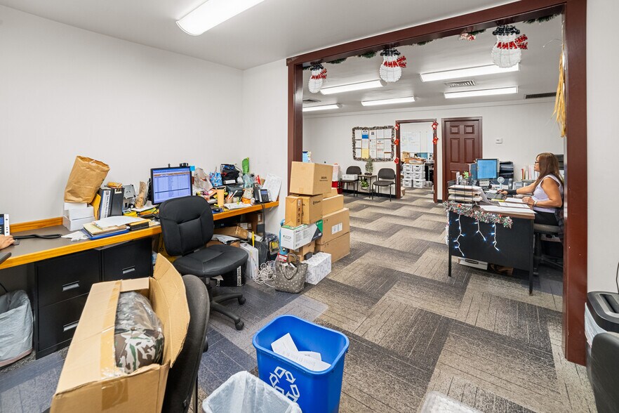 More Photos Of 4004 Rice St, Lihue Warehouse For Sale