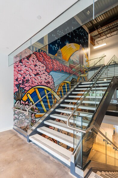 More Photos Of 1450 Research Blvd, Rockville Office For Lease