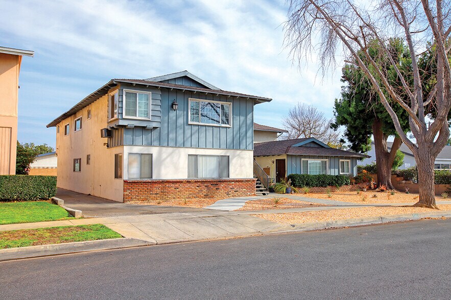 More Photos Of 544 S 1st Ave, Covina Apartments For Sale