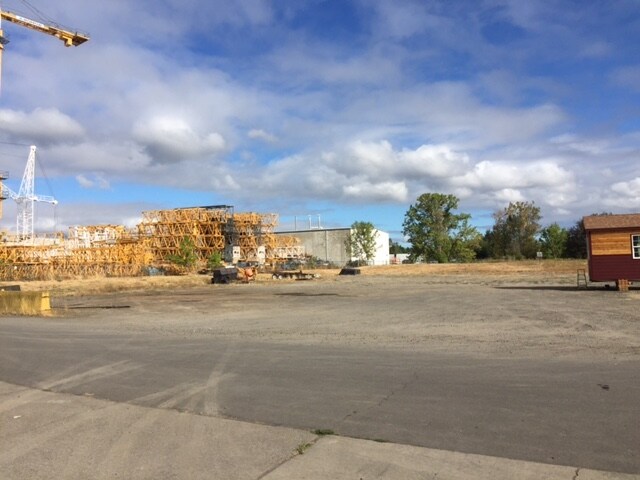 More Photos Of 3220 Pringle Rd SE, Salem Warehouse For Lease