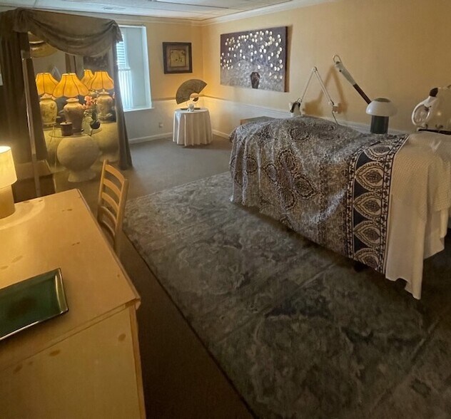 More Photos Of 2805 Lincoln Ave, Evansville Medical For Sale