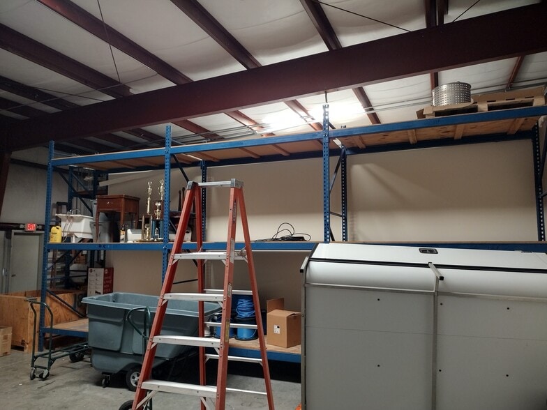 More Photos Of 5207 Belle Wood Ct, Buford Warehouse For Sale