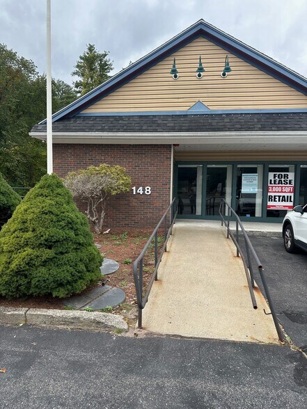 More Photos Of 148-152 Great Rd, Stow Unknown For Lease