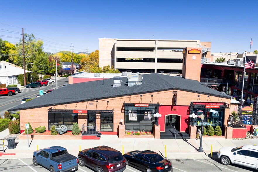 More Photos Of 220 W Goodwin St, Prescott Storefront For Lease