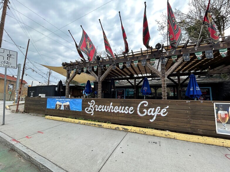 More Photos Of 401 Moreland Ave, Atlanta Restaurant For Sale