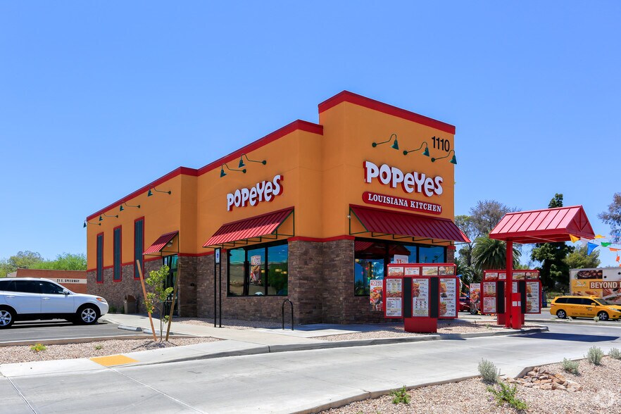 Primary Photo Of 1110 N Stone Ave, Tucson Fast Food For Sale