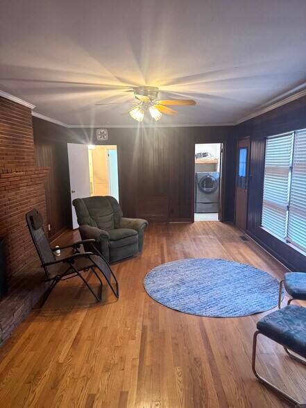 More Photos Of 177 Chestnut St, Trion Specialty For Sale