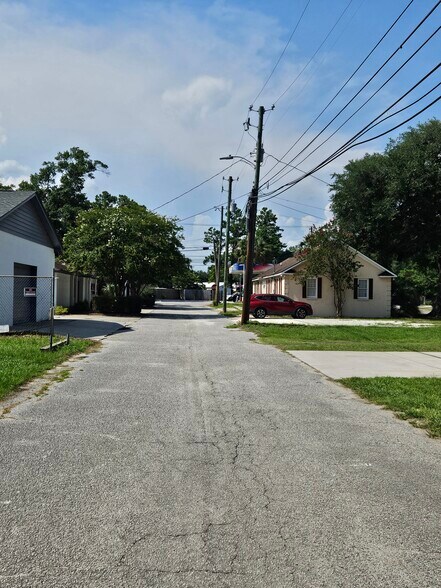 More Photos Of 1615 Remount Rd, North Charleston Land For Lease