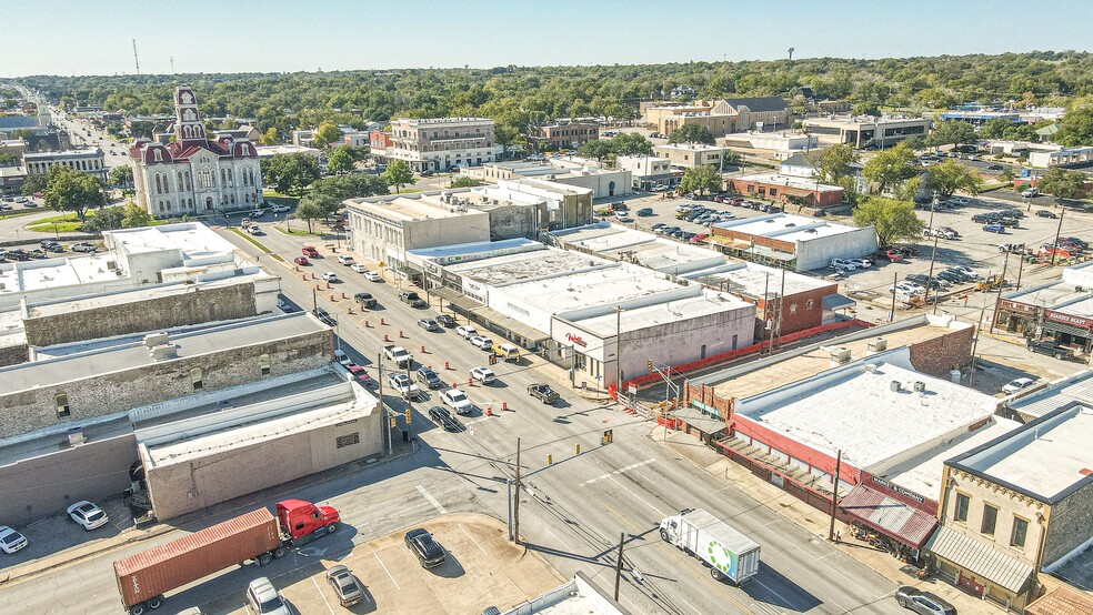 Primary Photo Of 203 N Main St, Weatherford Storefront Retail Office For Lease