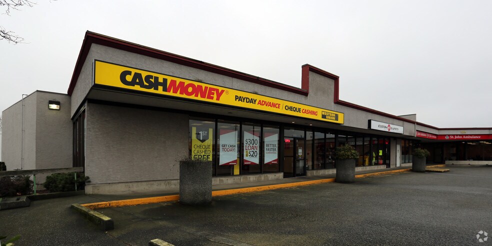 More Photos Of 3214 Douglas St, Saanich General Retail For Lease