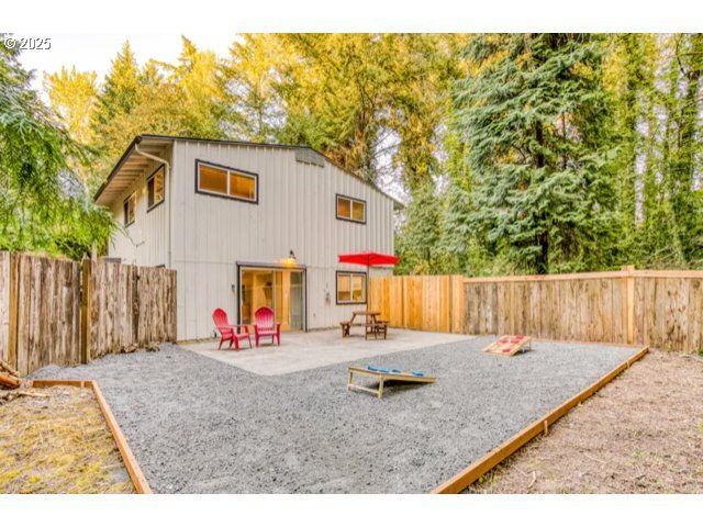 More Photos Of 8720 SW Katherine Ln, Portland Specialty For Sale