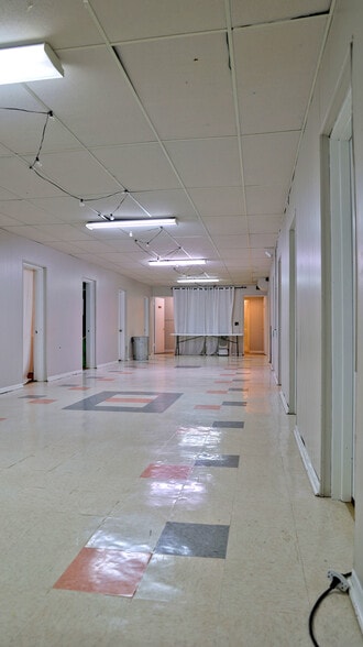 More Photos Of 301 Bolling St, Radford Religious Facility For Sale