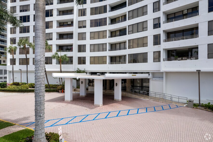 More Photos Of 3505 S Ocean Dr, Hollywood Apartments For Sale