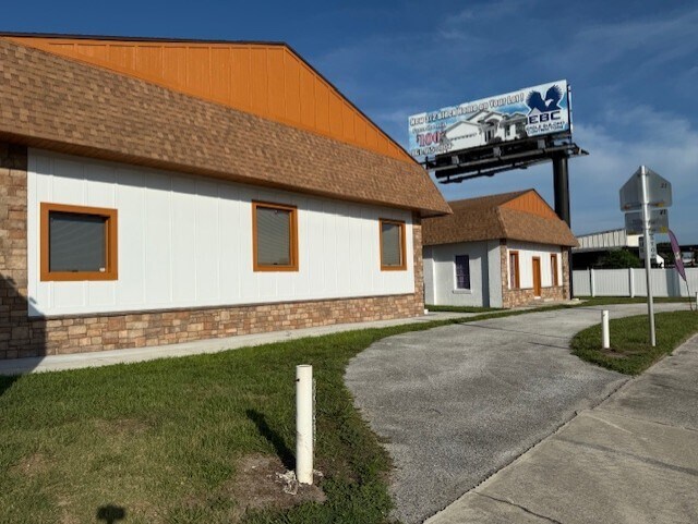 More Photos Of 5421 Us Hwy 98 S, Highland City Office For Lease