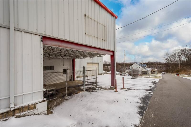 More Photos Of 6027 National Pike, Grindstone Freestanding For Sale
