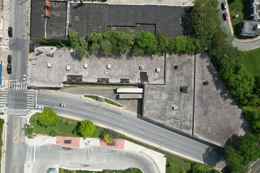 More Photos Of 304 N Smallwood St, Baltimore Warehouse For Sale