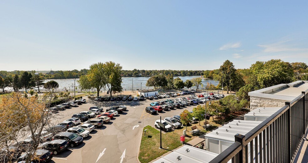More Photos Of 861-867 Rue Saint-Pierre, Terrebonne Apartments For Lease