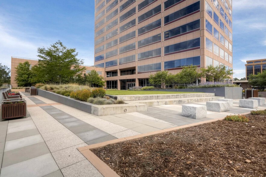 More Photos Of 501 S Cherry St, Denver Office For Sale