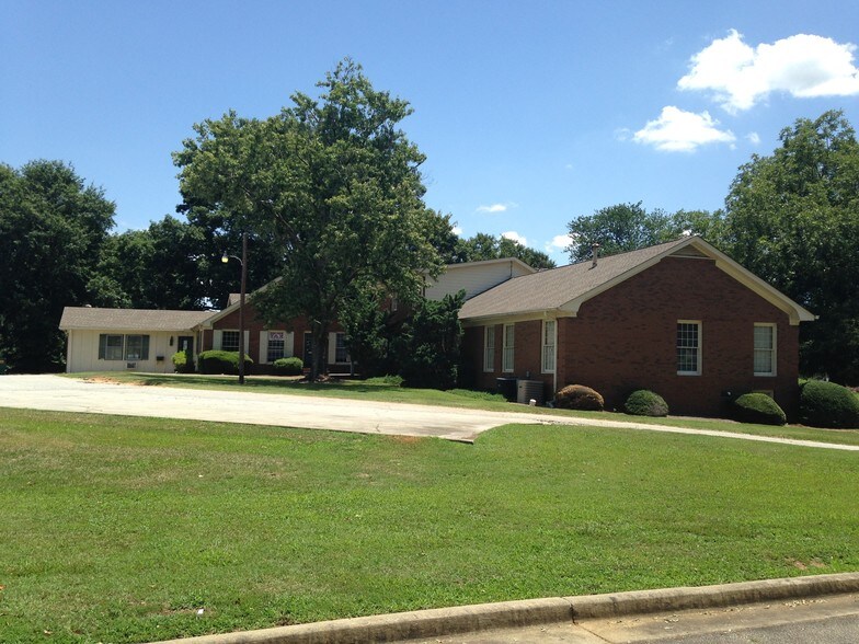 More Photos Of 1520 Pine Log Rd, Conyers Office For Lease