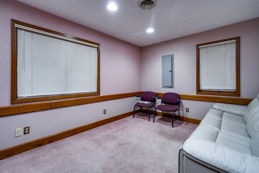 More Photos Of 7345 Far Hills Ave, Dayton Medical For Lease