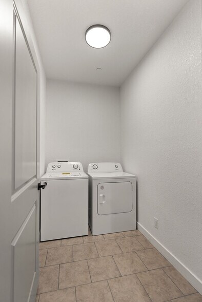 More Photos Of 201 S 8th St, Quincy Apartments For Sale