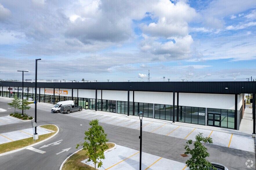 More Photos Of 390 Silver Star Blvd, Toronto Freestanding For Lease