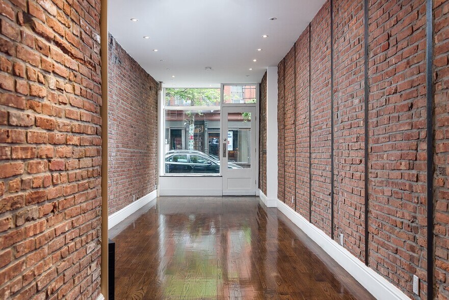 Primary Photo Of 119 Christopher St, New York Apartments For Lease