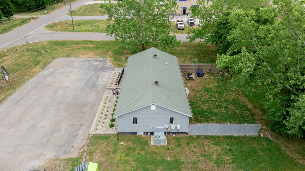 More Photos Of 100-102 Industrial Blvd, Toano Office For Sale
