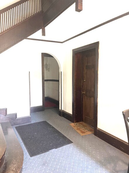 More Photos Of 506 E Seneca St, Ithaca Multifamily For Sale