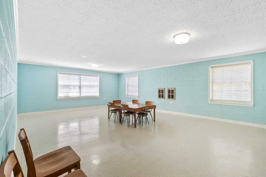 More Photos Of 1920 Park Ave, Rockingham Religious Facility For Sale