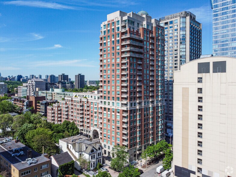 Primary Photo Of 38 Avenue Rd, Toronto Apartments For Sale