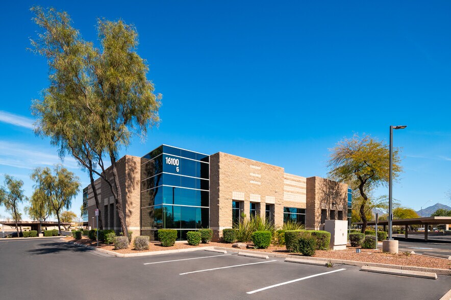 More Photos Of 15880 N Greenway-Hayden Loop, Scottsdale Unknown For Lease