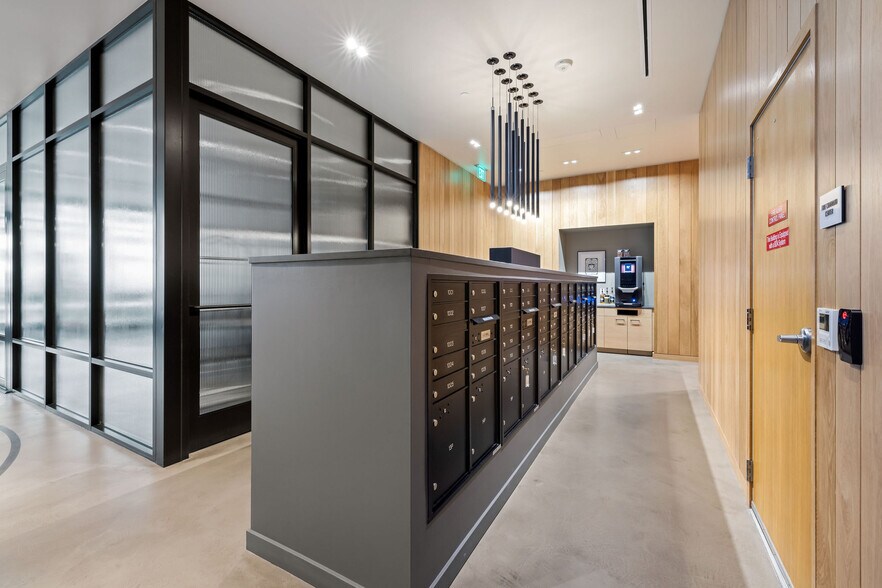 More Photos Of 2315 4th Ave, Seattle Multifamily For Sale