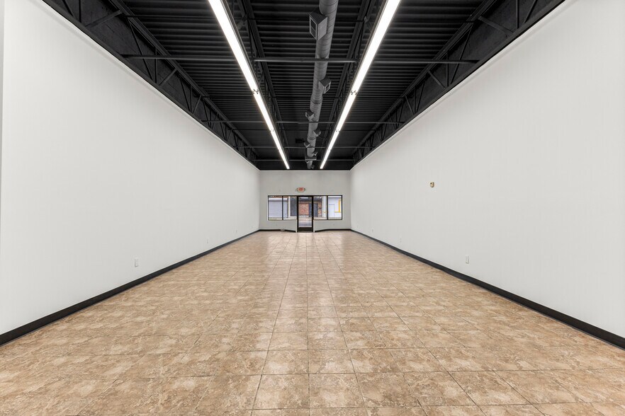 More Photos Of 10433 W McNichols Rd, Detroit Storefront Retail Office For Lease